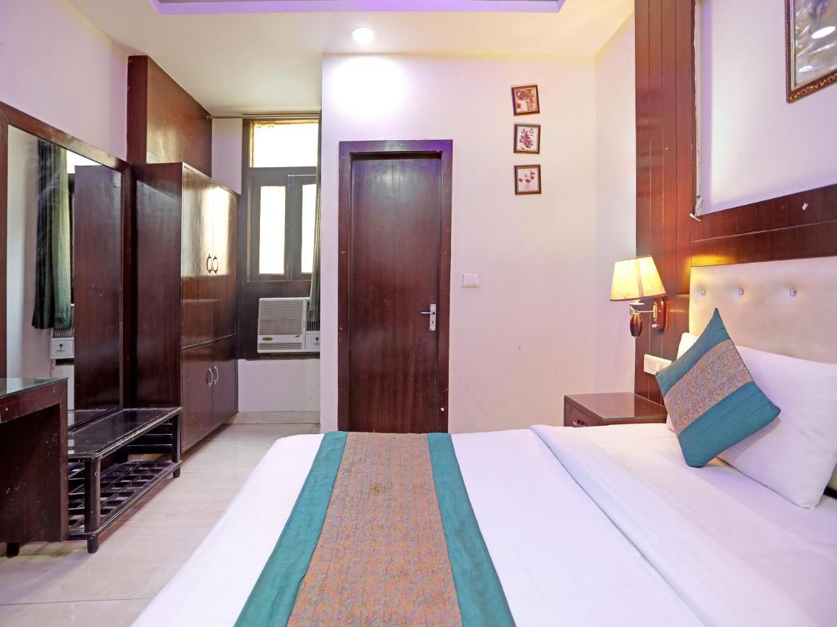 Hotel Tashkent Palace - Near New Delhi Railway Station Ngoại thất bức ảnh