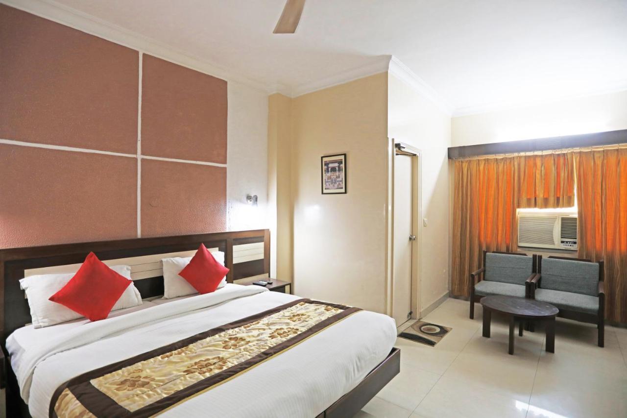 Hotel Tashkent Palace - Near New Delhi Railway Station Ngoại thất bức ảnh