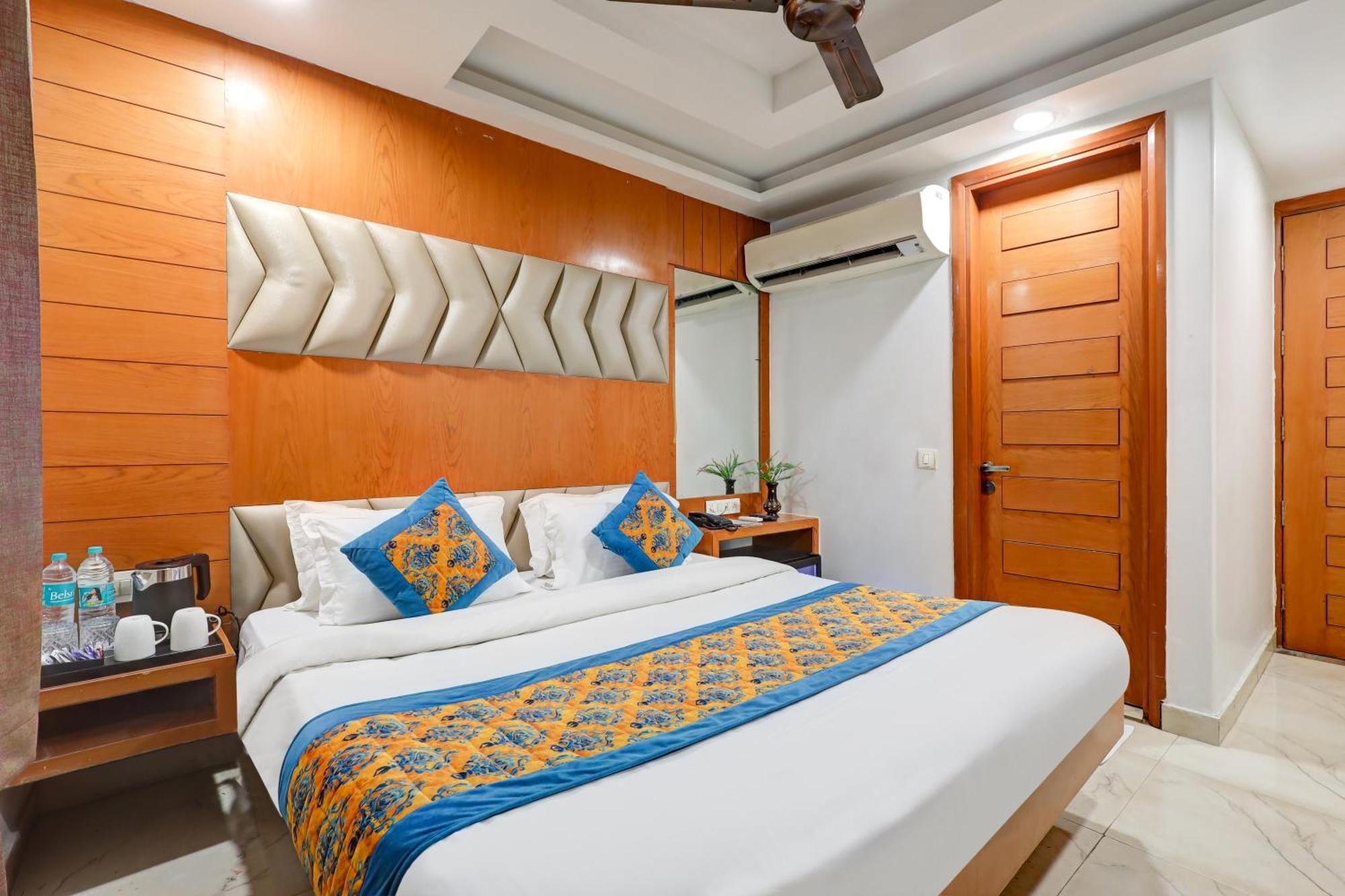 Hotel Tashkent Palace - Near New Delhi Railway Station Ngoại thất bức ảnh