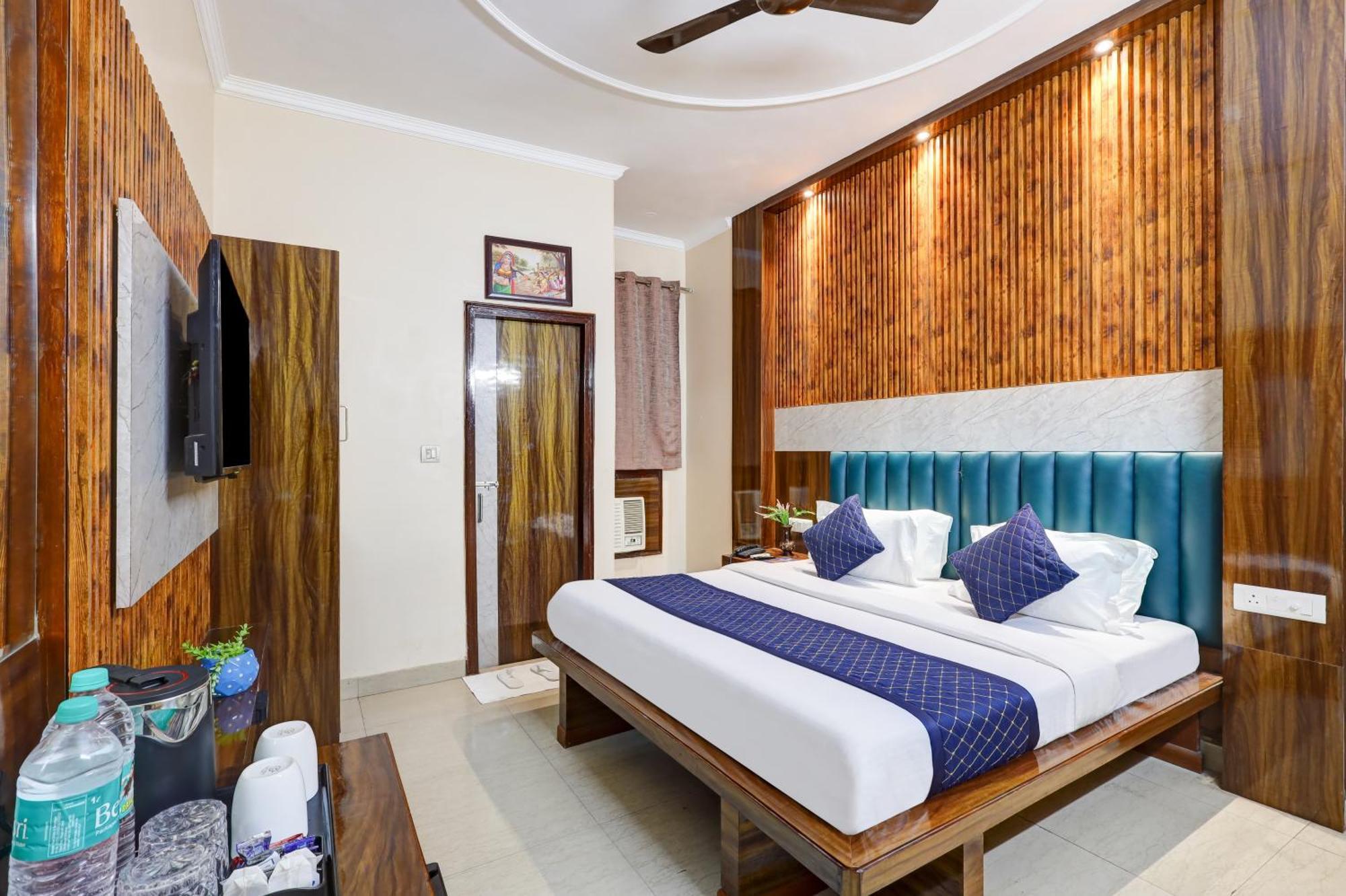 Hotel Tashkent Palace - Near New Delhi Railway Station Ngoại thất bức ảnh