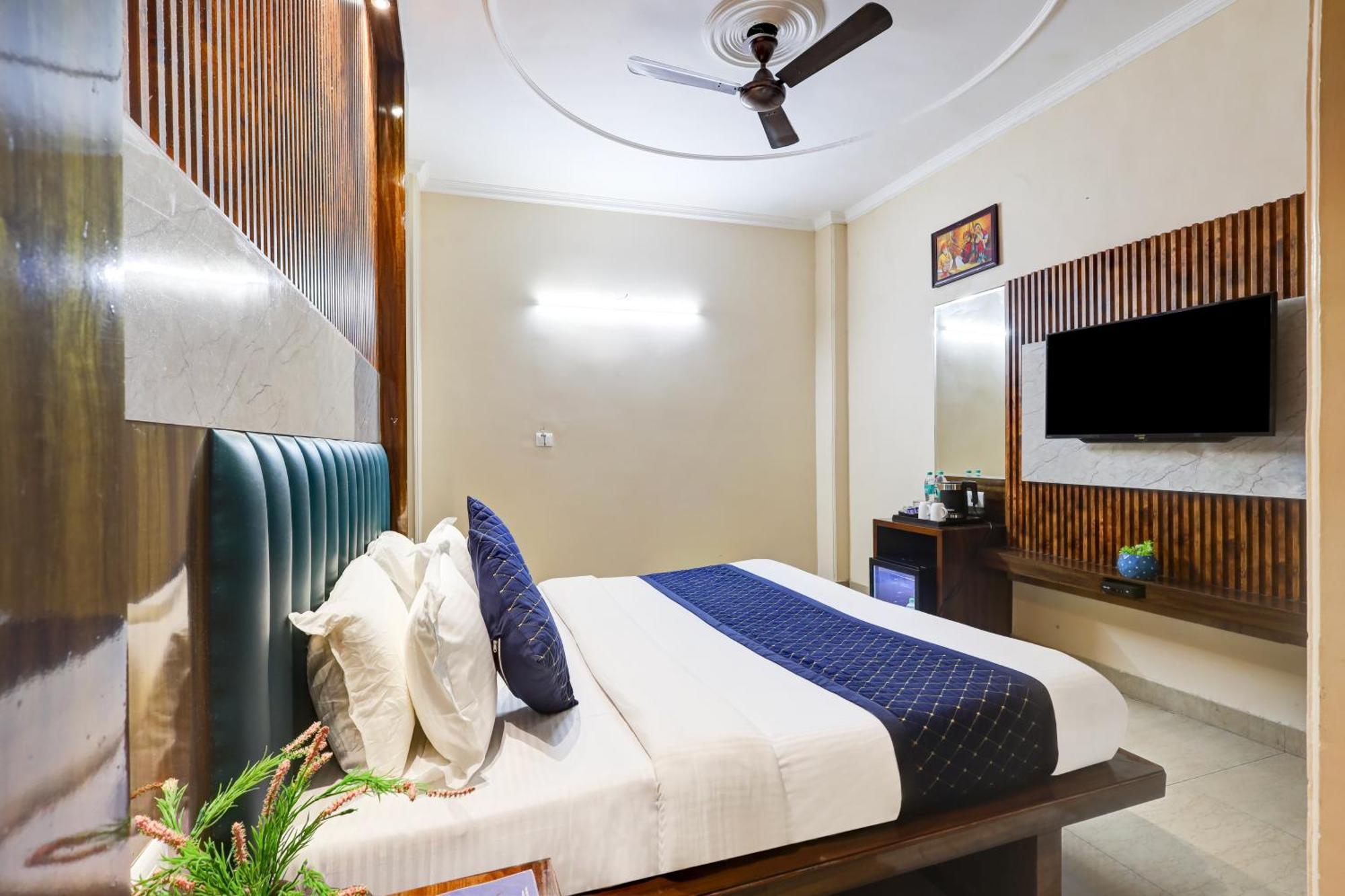 Hotel Tashkent Palace - Near New Delhi Railway Station Ngoại thất bức ảnh