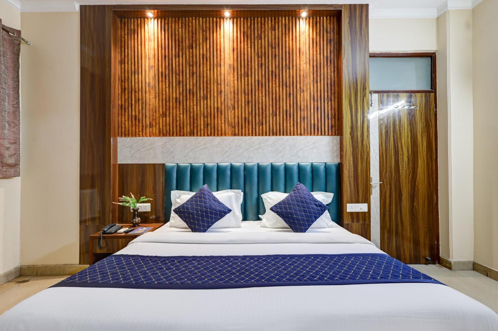 Hotel Tashkent Palace - Near New Delhi Railway Station Ngoại thất bức ảnh